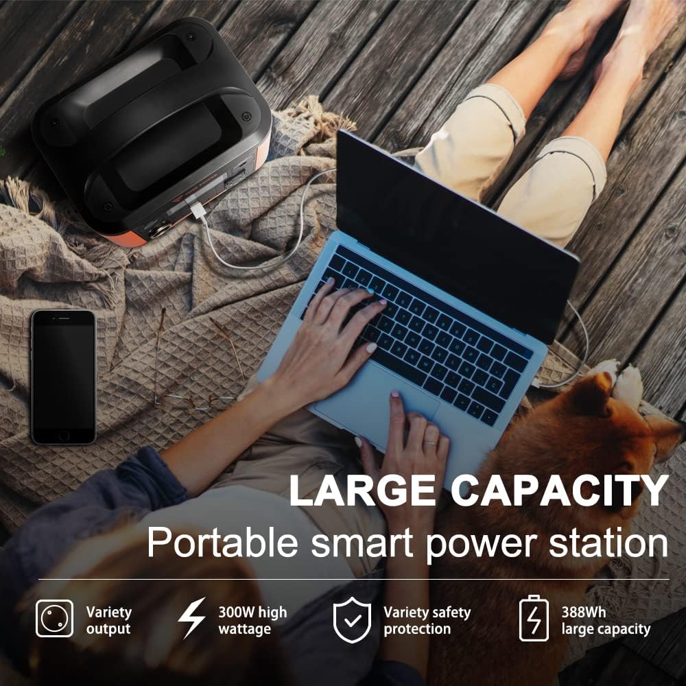 Power Station 388Wh/300W en usage, sur une terrasse, avec ordinateur portable et smartphone connectés; chien à côté et texte « LARGE CAPACITY » sur l’image.
